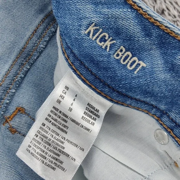 American Eagle Women Super Stretch Kick Boot Jeans 6 Light Blue Flare Denim - Picture 7 of 15